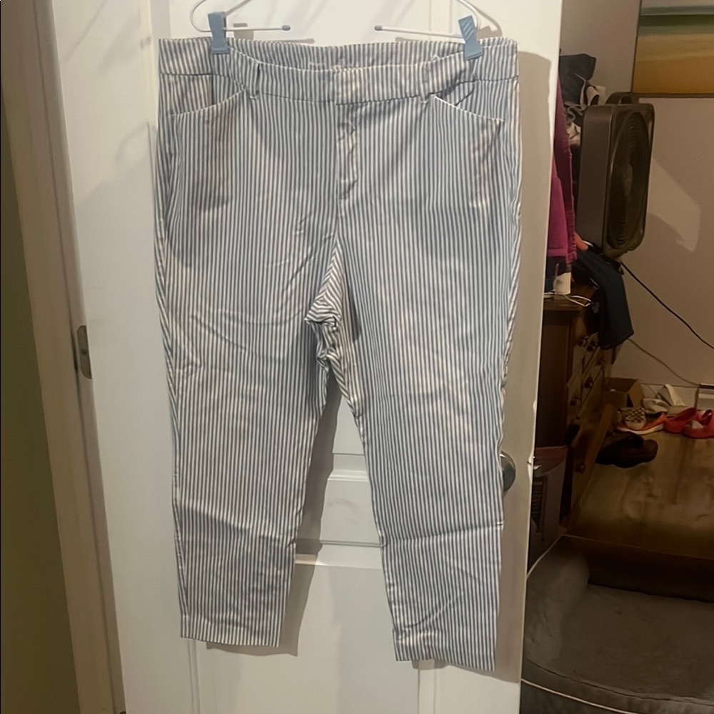 Old Navy Gray Straight Leg Pants